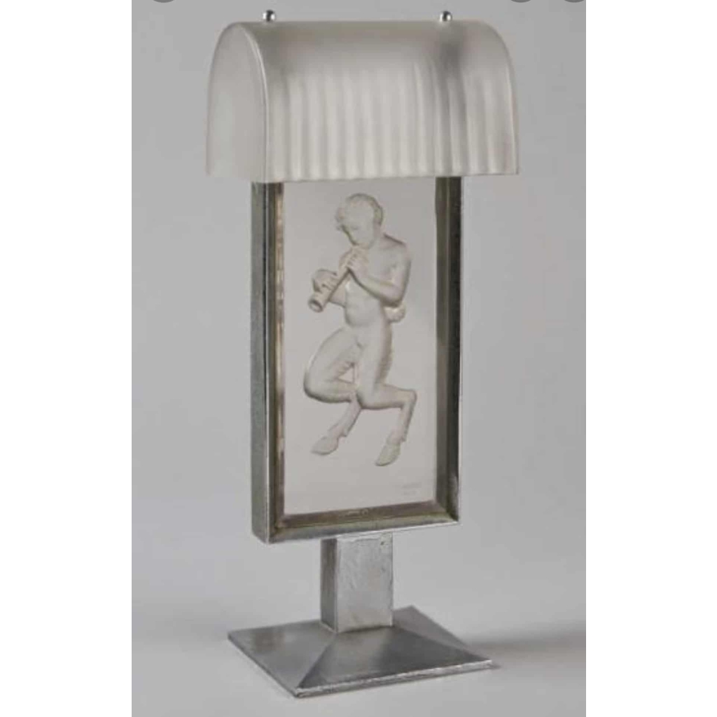 René LALIQUE : Lampe « Pan » – 1931 | Biron René LALIQUE : Lampe « Pan » - 1931