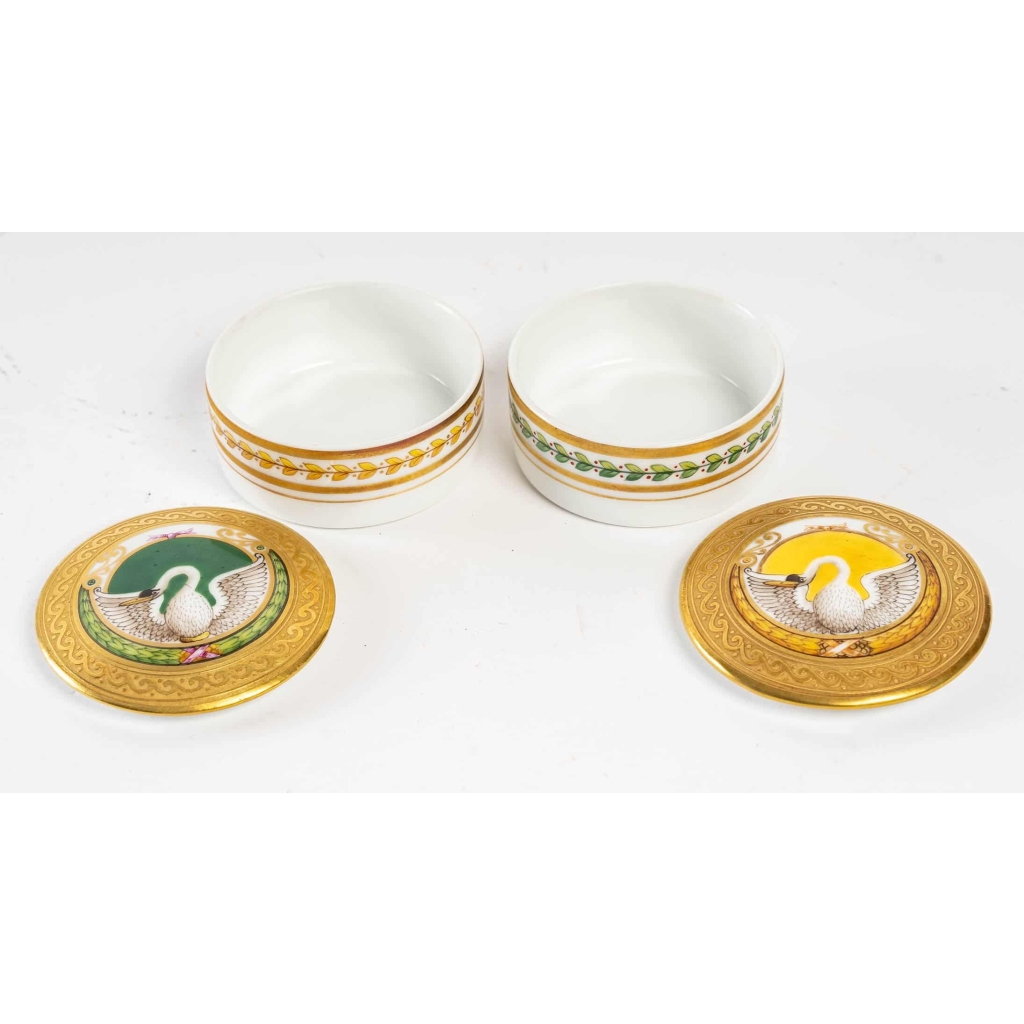 Service en porcelaine de Limoges, style Empire XIXème