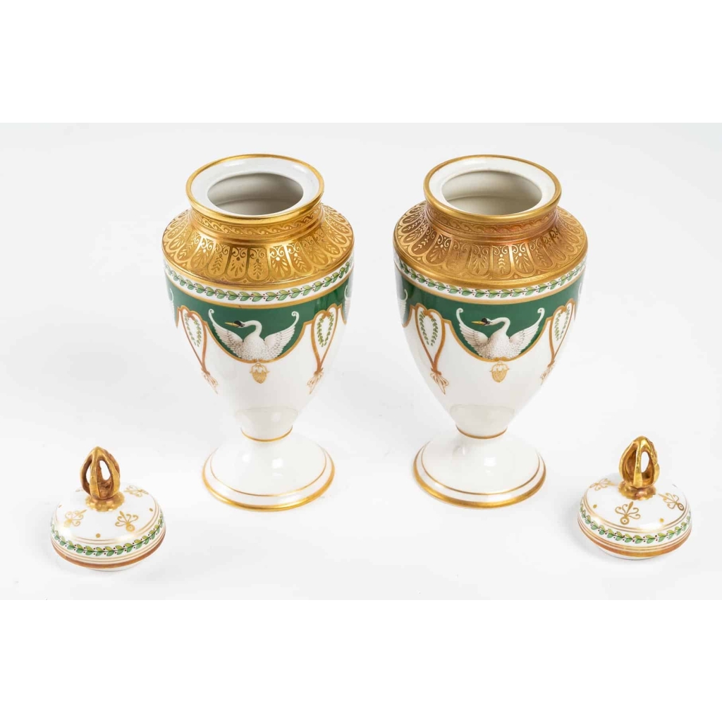 Service en porcelaine de Limoges, style Empire XIXème