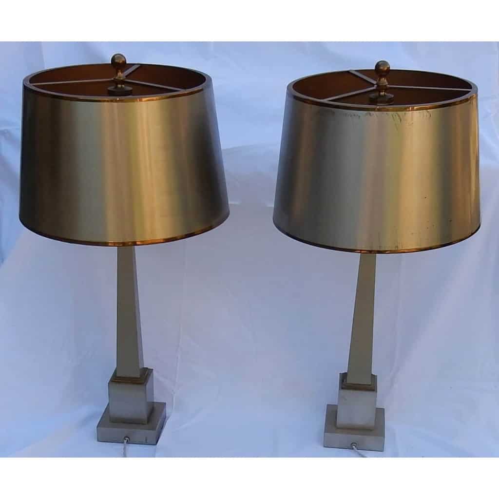 1950/70 Paire de Lampes Aux Obélisques en Laiton et Bronze Argentées et Dorées Signées Charles