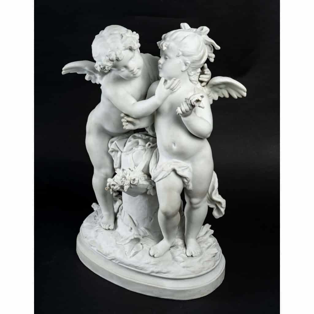 Sculpture biscuit « Amours aux fleurs » | Biron Sculpture biscuit "Amours aux fleurs"