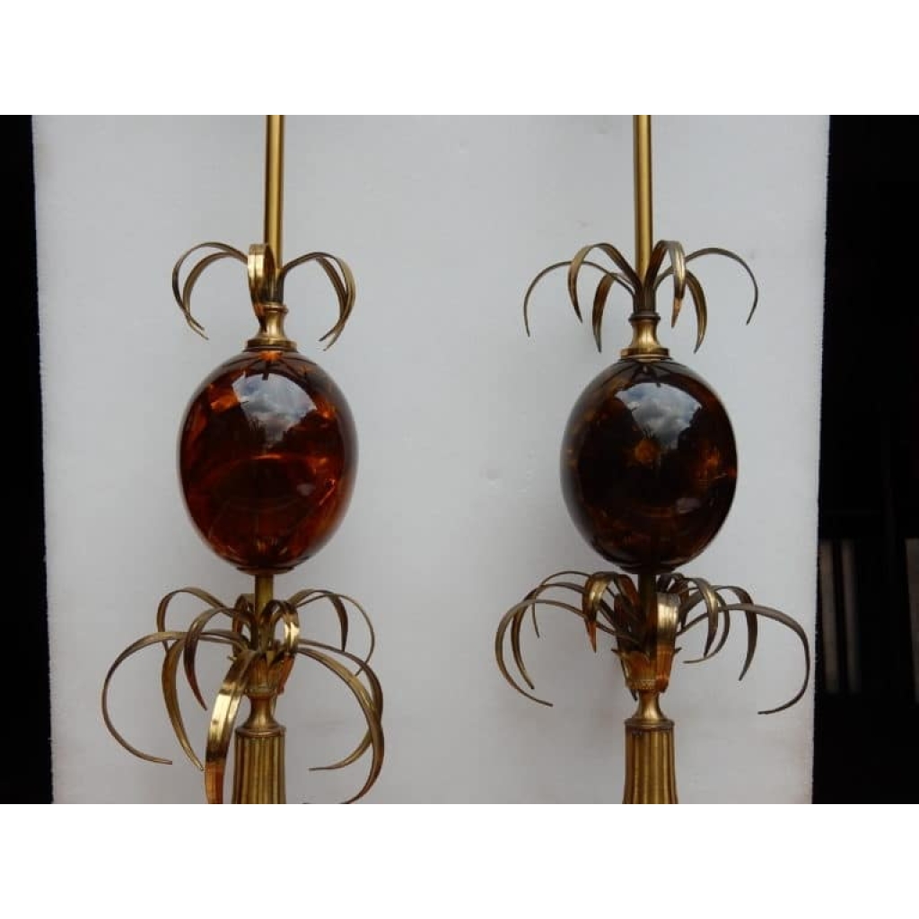 1950/70 Paire de Lampes en Bronze et Oeuf en Resine Fractable Signée Charles | Biron 1950/70 Paire de Lampes en Bronze et Oeuf en Resine Fractable Signée Charles