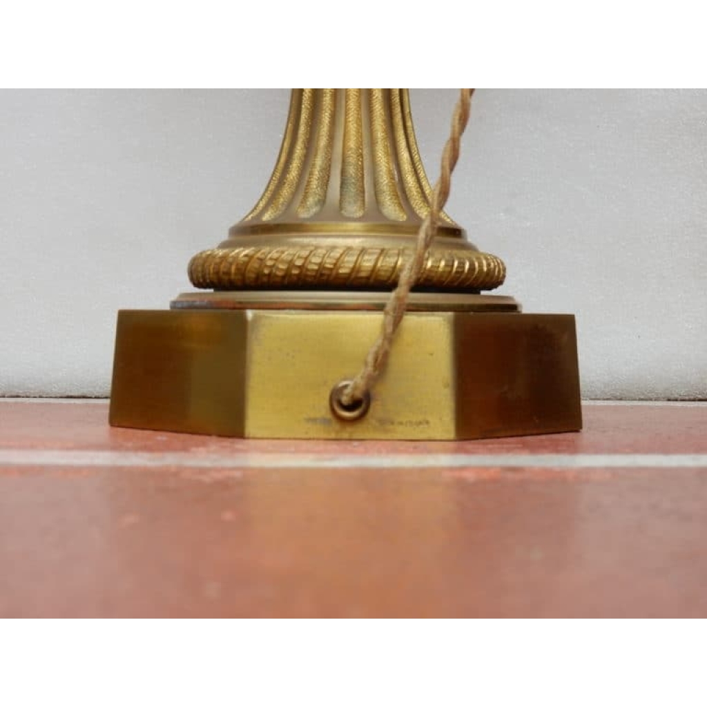 1950/70 Paire de Lampes en Bronze et Oeuf en Resine Fractable Signée Charles | Biron 1950/70 Paire de Lampes en Bronze et Oeuf en Resine Fractable Signée Charles