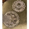 1950′ Paire de Chandeliers 4 Branches Socles Perlés Et Signés En Relief BACCARAT H 55 cm