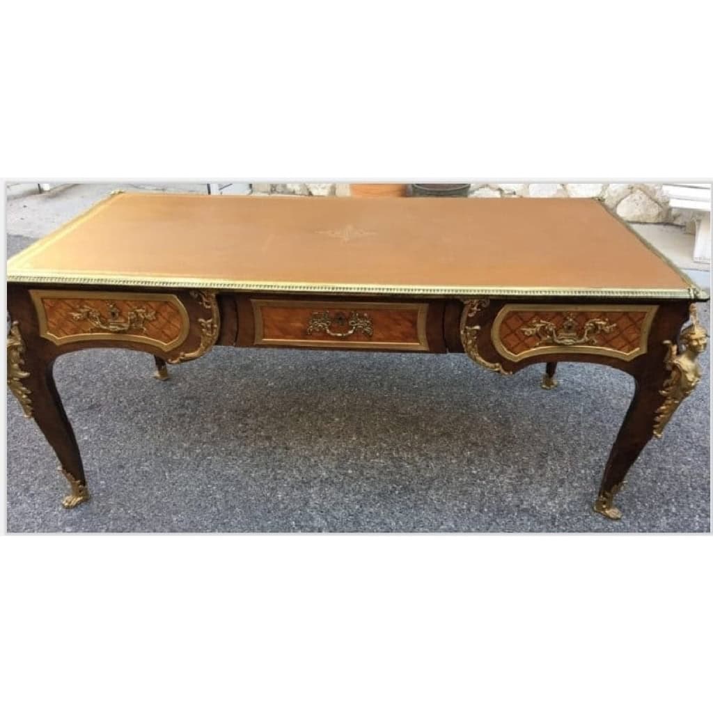 1880/1900 Bureau Plat Napoléon III à l’Espagnolette d’après Cressent | Biron 1880/1900 Bureau Plat Napoléon III à l’Espagnolette d’après Cressent