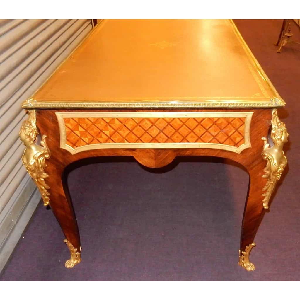 1880/1900 Bureau Plat Napoléon III à l’Espagnolette d’après Cressent | Biron 1880/1900 Bureau Plat Napoléon III à l’Espagnolette d’après Cressent