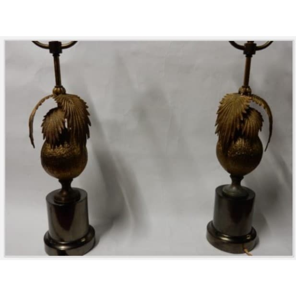 1970′ Paire De Lampes Palmier Ou Cocotier Avec Noix De Coco DLG Maison Jansen Ou Charles Non Signées | Biron 1970′ Paire De Lampes Palmier Ou Cocotier Avec Noix De Coco DLG Maison Jansen Ou Charles Non Signées