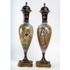 Paire de vases en porcelaine de Sèvres, XIXème siècle | Biron ||||||||||