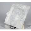 Lalique France : «Masque de femme» Plaque Décorative, Support Métal | Biron Lalique France : «Masque de femme» Plaque Décorative, Support Métal