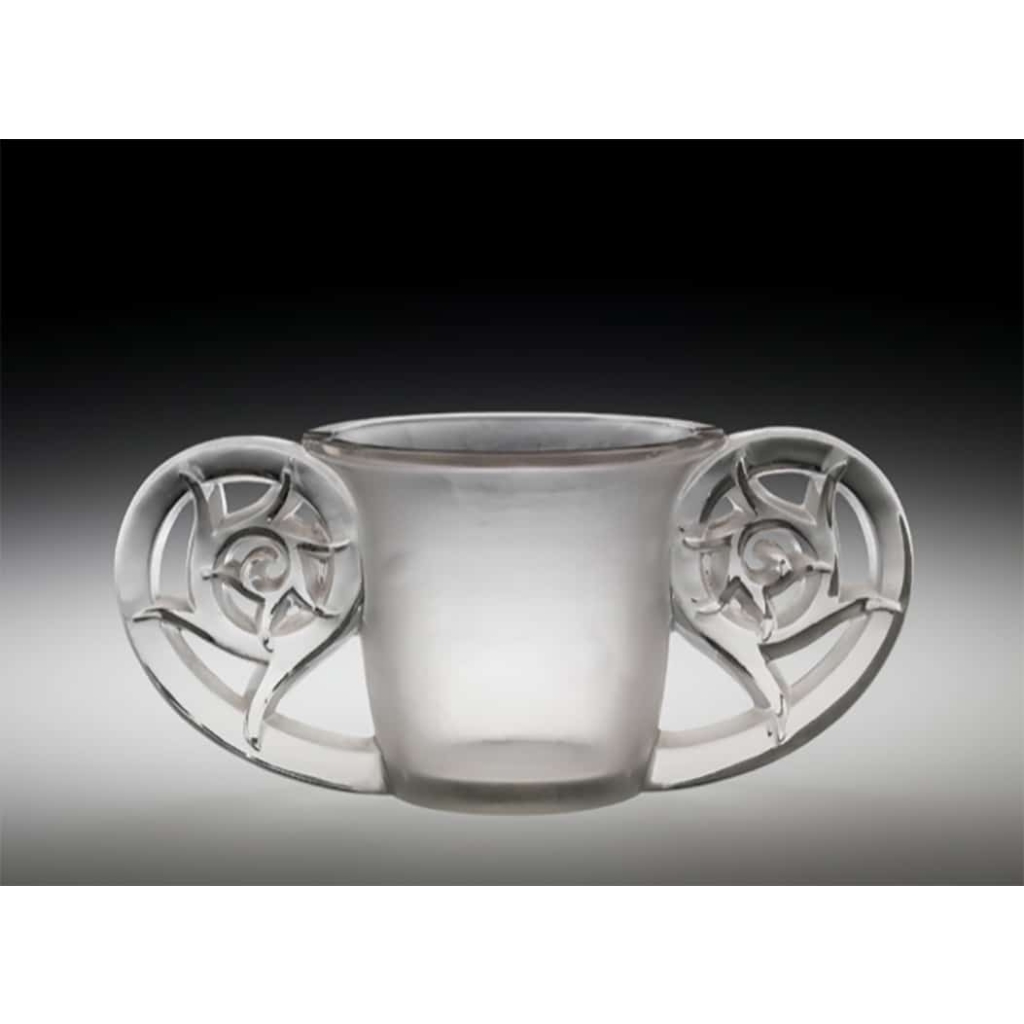 René LALIQUE (1860-1945) Vase « pierrefonds » | Biron René LALIQUE (1860-1945) Vase "pierrefonds"