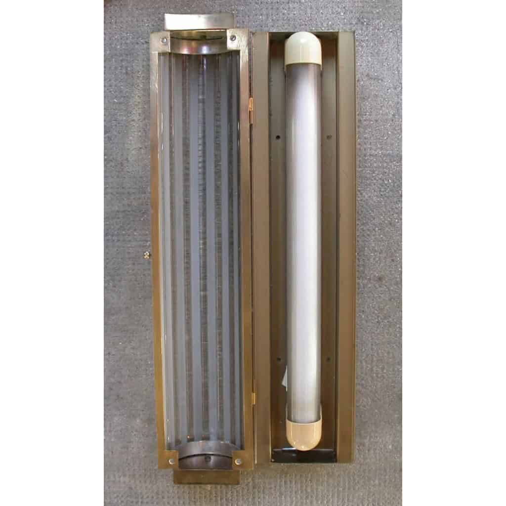 1970′ Série de 8 appliques et + à Tubes de Verre style Genet Michon H 57 cm | Biron 1970′ Série de 8 appliques et + à Tubes de Verre style Genet Michon H 57 cm