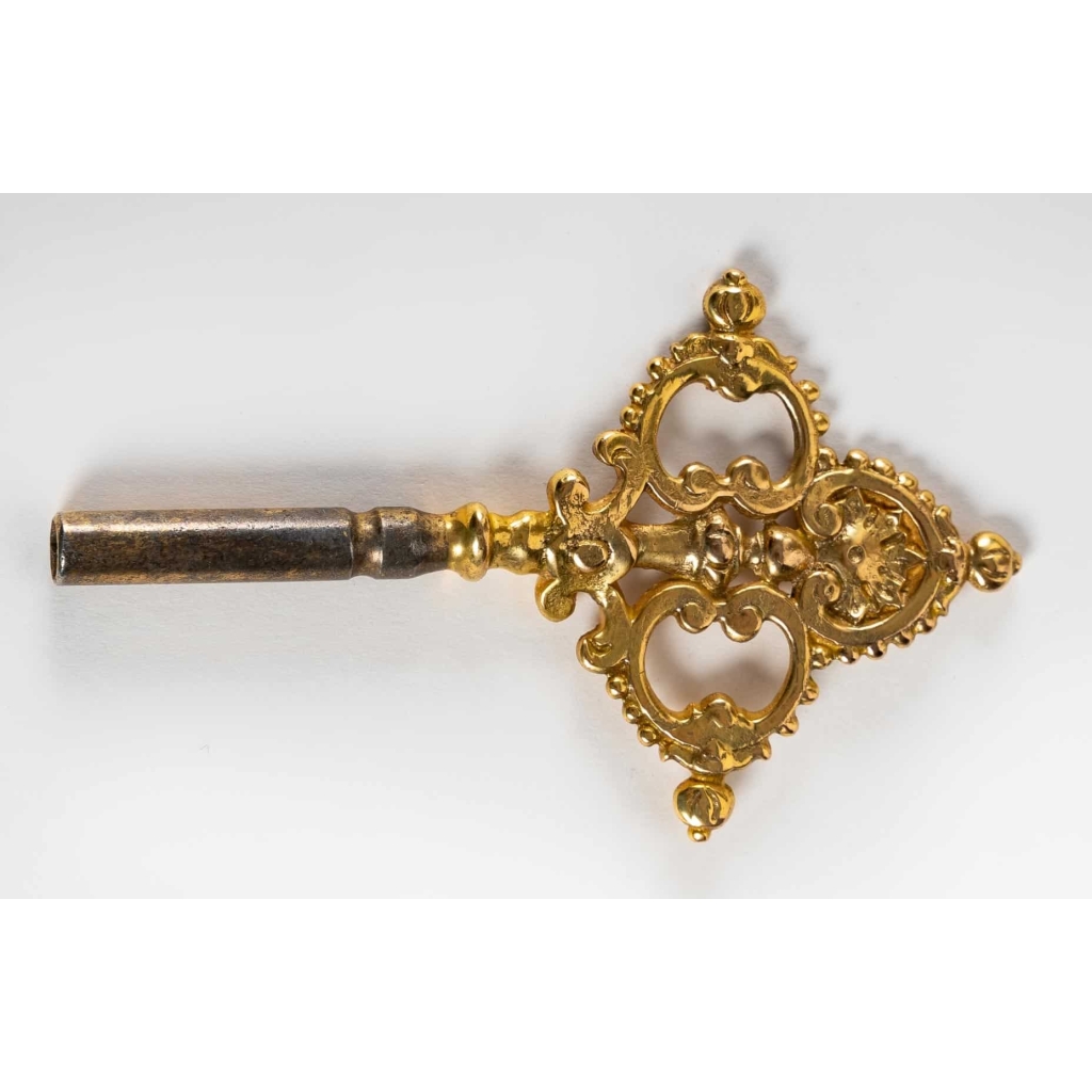 Une garniture de style renaissance en bronze doré fin XIXème siècle | Biron Une garniture de style renaissance en bronze doré fin XIXème siècle