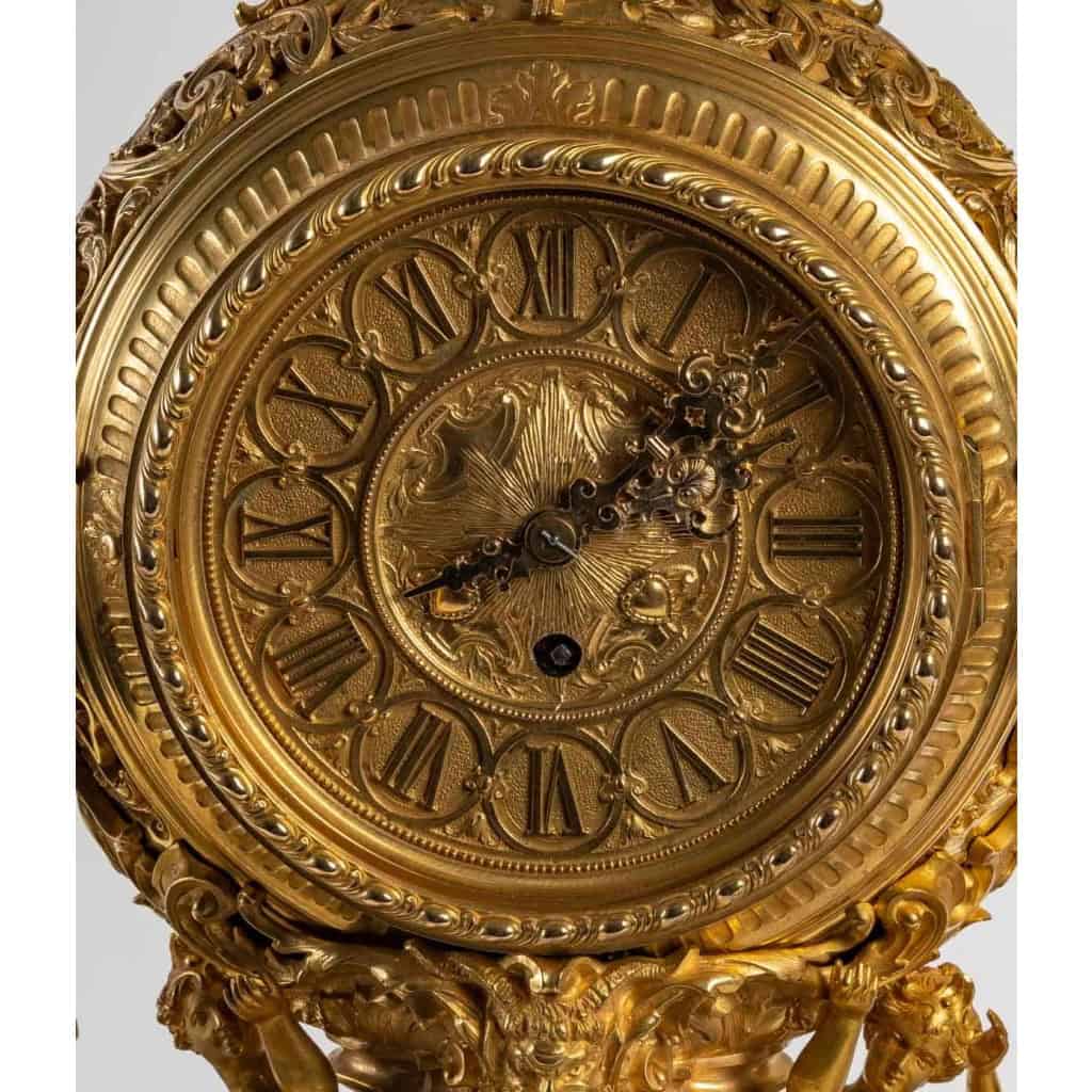 Une garniture de style renaissance en bronze doré fin XIXème siècle | Biron Une garniture de style renaissance en bronze doré fin XIXème siècle