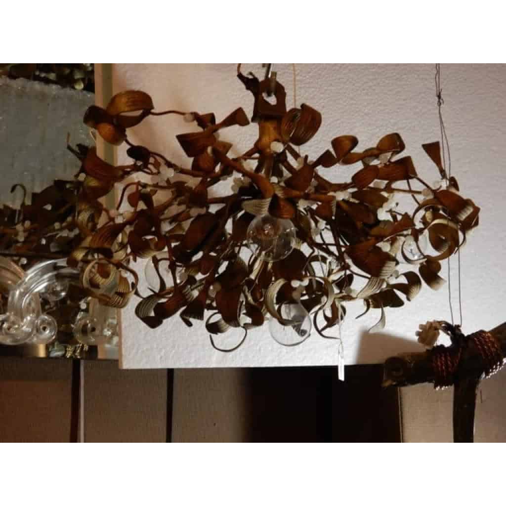 1900′ Lustre Boule de Gui en Bronze Art Nouveau à 5 Lampes Diamètre 45 cm | Biron 1900′ Lustre Boule de Gui en Bronze Art Nouveau à 5 Lampes Diamètre 45 cm