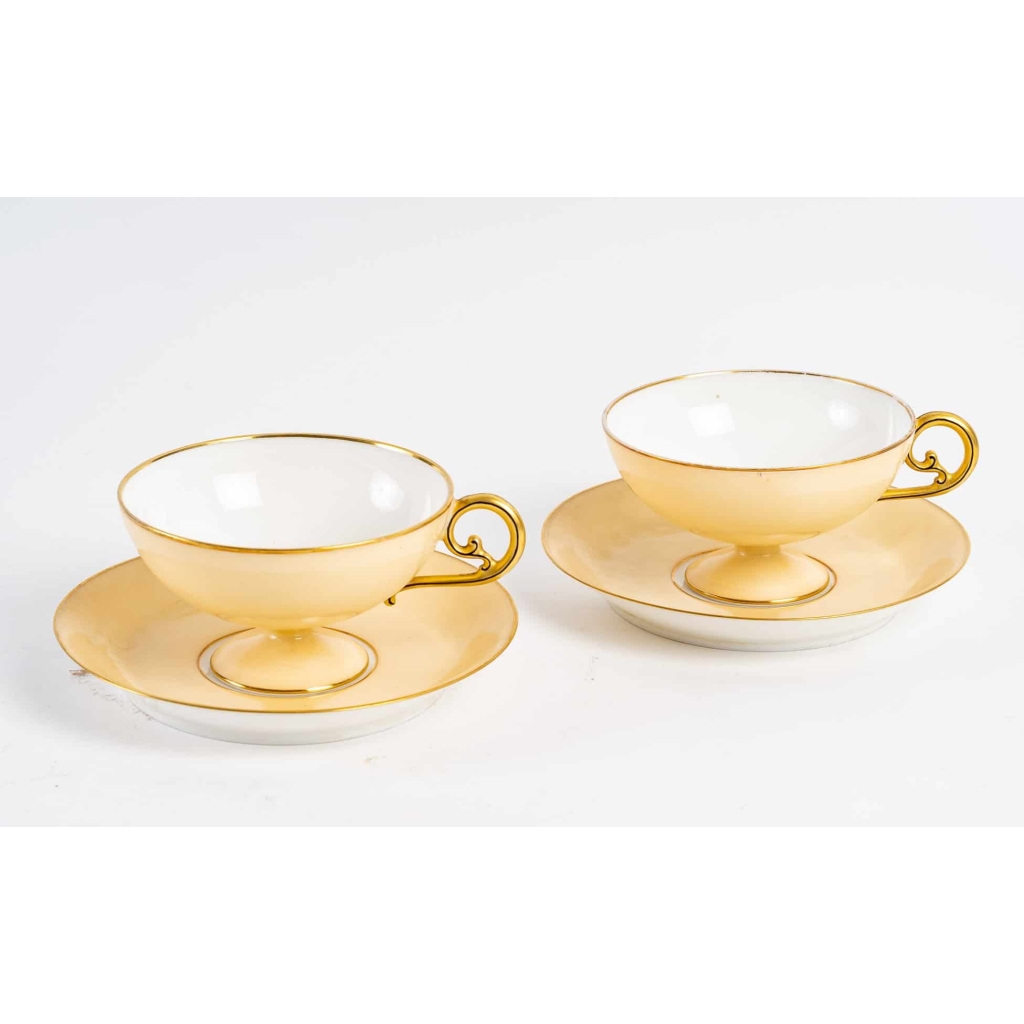 10 tasses Jean Pouyat de Limoges, autour de 1870 | Biron |||||||||