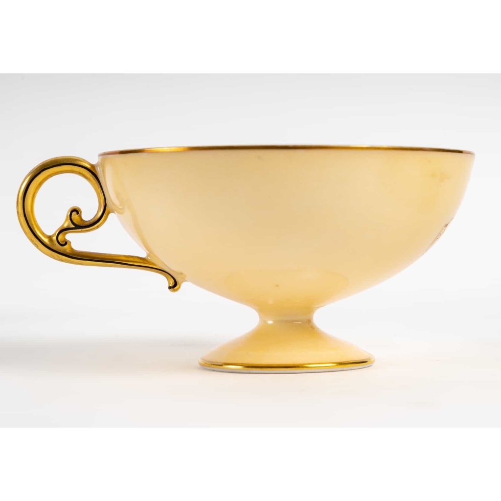 10 tasses Jean Pouyat de Limoges, autour de 1870 | Biron 10 tasses Jean Pouyat de Limoges, autour de 1870