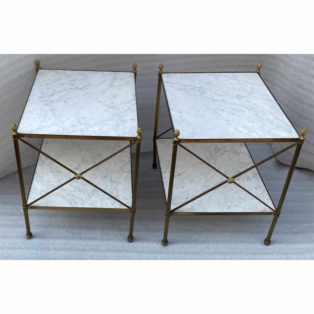 1950/70′ Paire De Bouts De Canapés en Laiton à 2 Niveaux Maison Baguès Plateaux Marbre Blanc Veiné 42 X 50 X H 54 cm