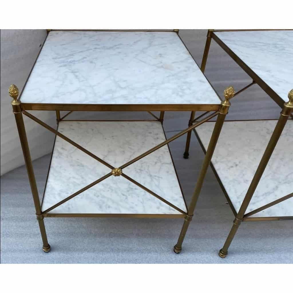 1950/70′ Paire De Bouts De Canapés en Laiton à 2 Niveaux Maison Baguès Plateaux Marbre Blanc Veiné 42 X 50 X H 54 cm