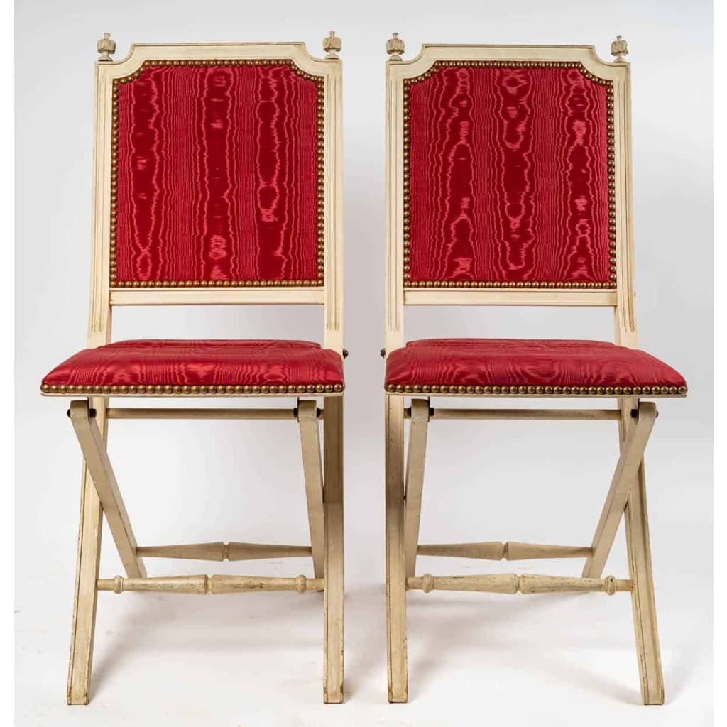 Paire de chaises d’appoint style Louis XVI, Années 1950 | Biron Paire de chaises d'appoint style Louis XVI, Années 1950