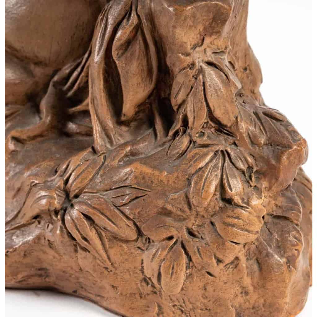 Terre Cuite Représentant un Enfant et un Oiseau, Début du XXème Siècle | Biron Terre Cuite Représentant un Enfant et un Oiseau, Début du XXème Siècle