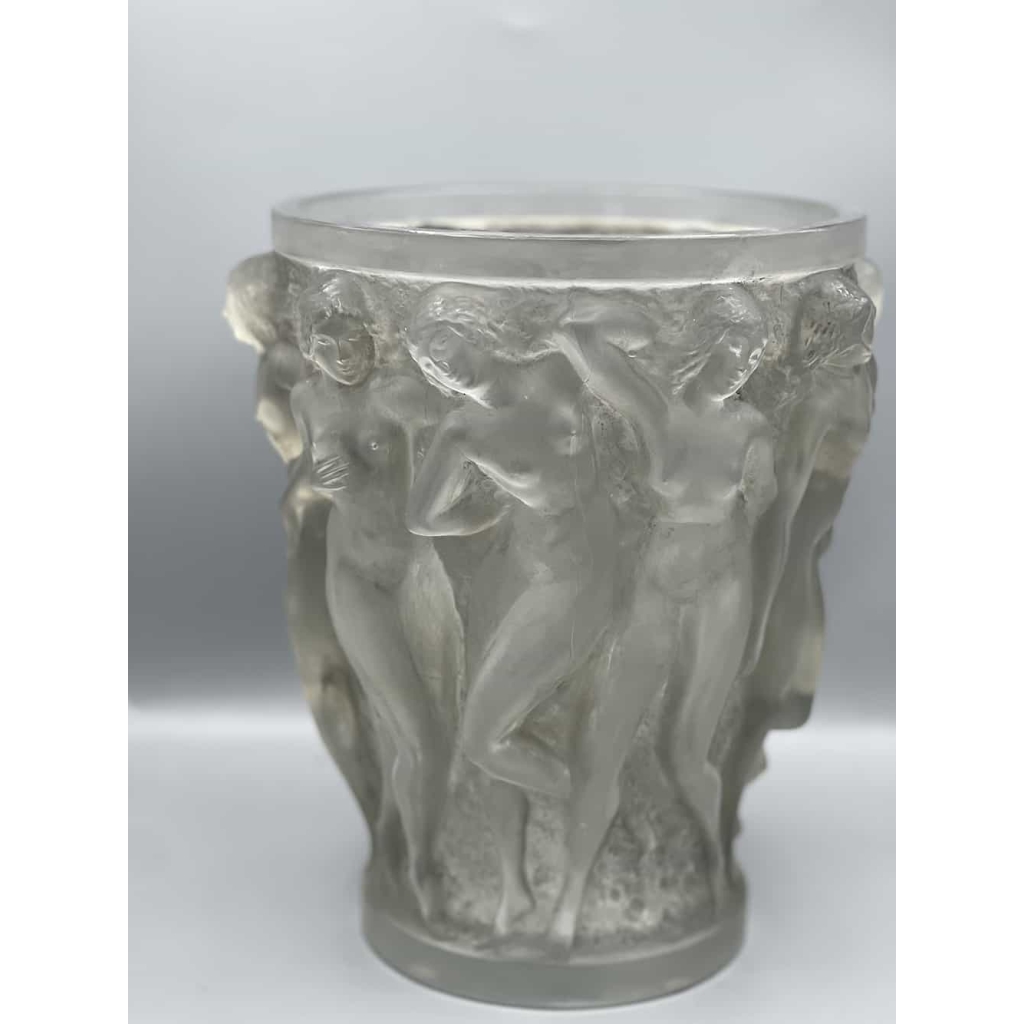 René Lalique, Vase » Bacchantes « , 1940. | Biron René Lalique, Vase " Bacchantes ", 1940.