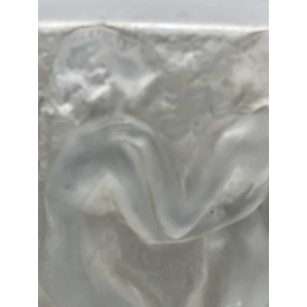 René Lalique, Vase » Bacchantes « , 1940. | Biron René Lalique, Vase " Bacchantes ", 1940.