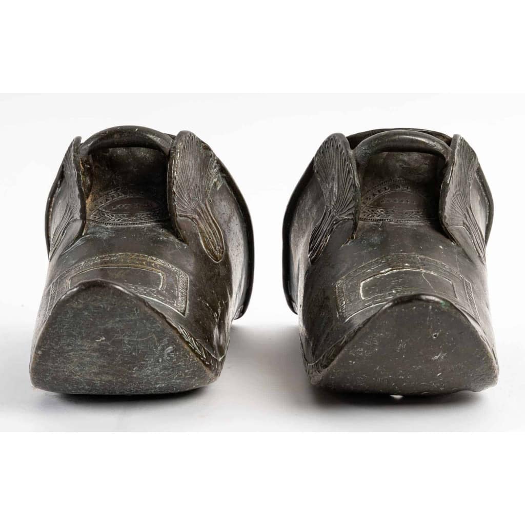 Paire d’étriers en bronze, XIXème siècle | Biron Paire d'étriers en bronze, XIXème siècle