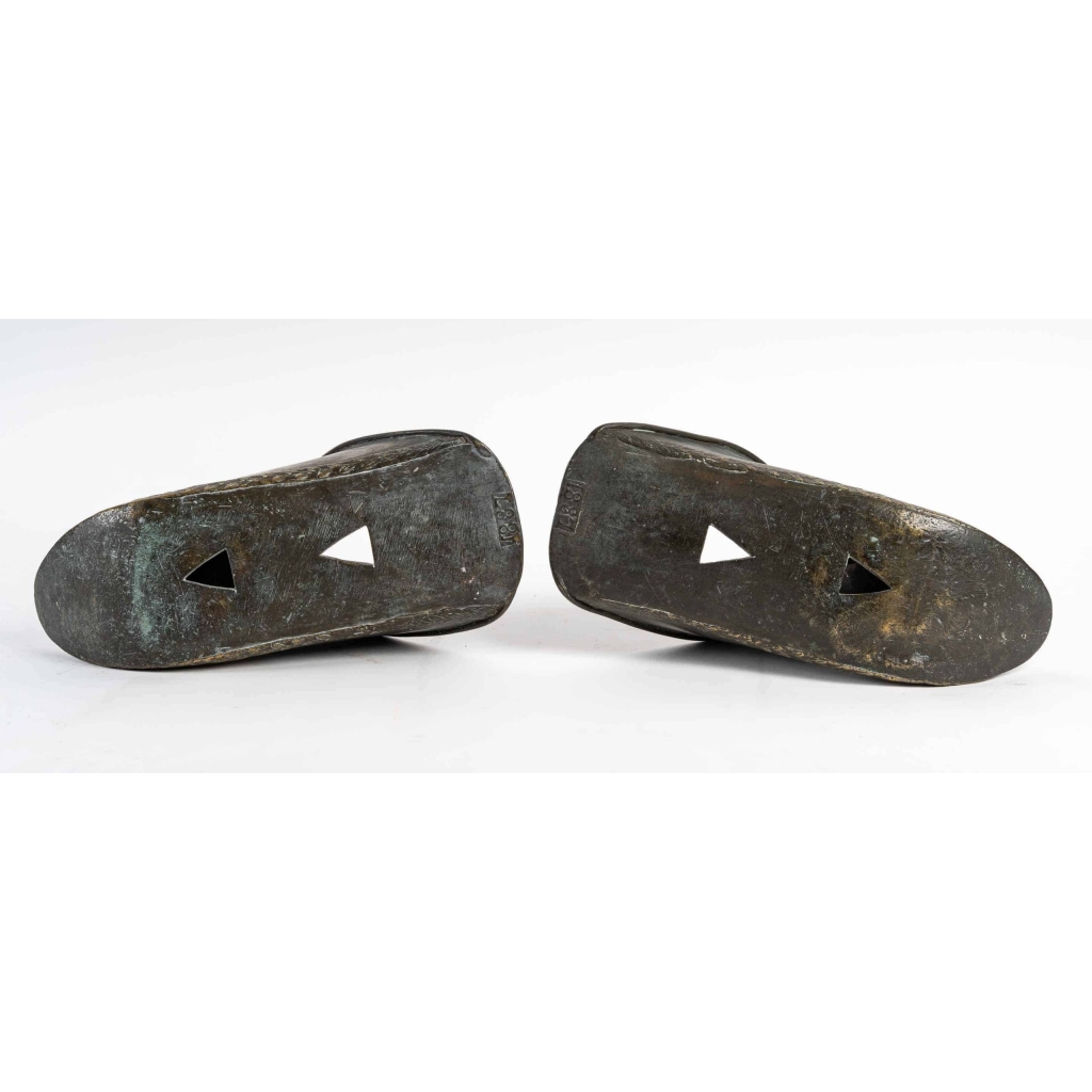 Paire d’étriers en bronze, XIXème siècle | Biron Paire d'étriers en bronze, XIXème siècle