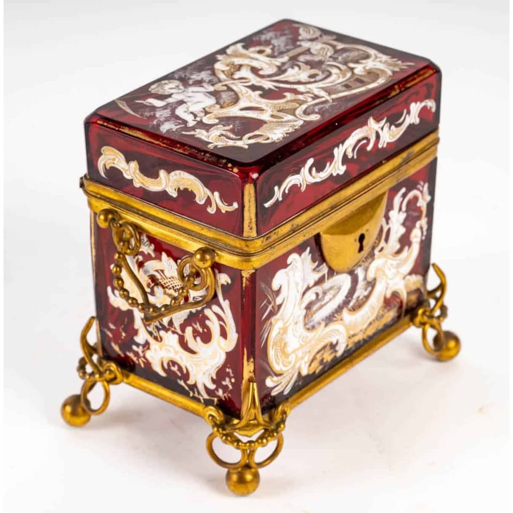 Coffret rectangulaire en bohème, XIXème siècle | Biron Coffret rectangulaire en bohème, XIXème siècle