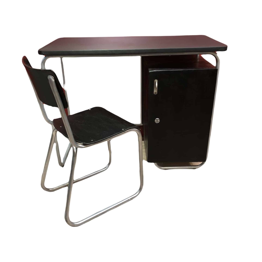 Bureau style BAUHAUS en bois peint et pieds tubulaires en métal plateau gainé de similicuir noir | Biron Bureau style BAUHAUS en bois peint et pieds tubulaires en métal plateau gainé de similicuir noir