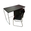 Bureau style BAUHAUS en bois peint et pieds tubulaires en métal plateau gainé de similicuir noir | Biron Bureau style BAUHAUS en bois peint et pieds tubulaires en métal plateau gainé de similicuir noir