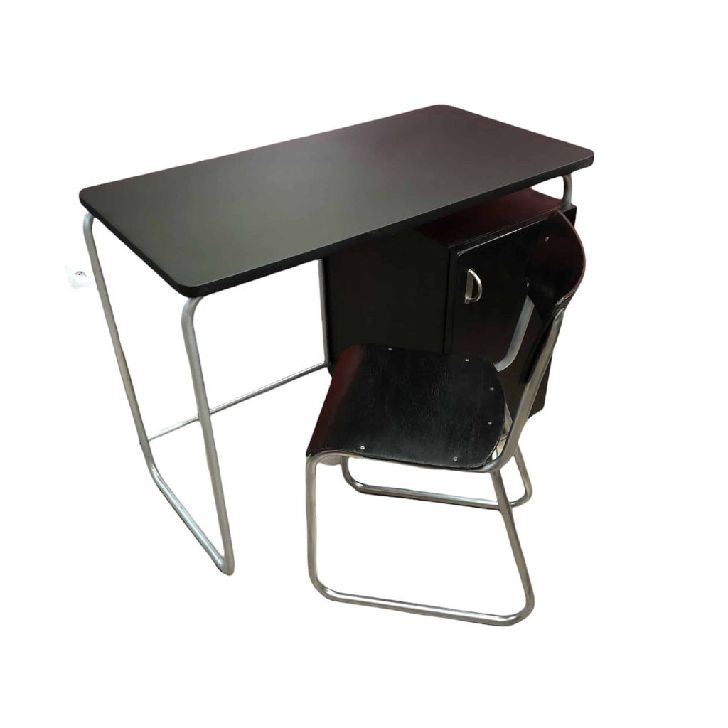 Bureau style BAUHAUS en bois peint et pieds tubulaires en métal plateau gainé de similicuir noir | Biron Bureau style BAUHAUS en bois peint et pieds tubulaires en métal plateau gainé de similicuir noir