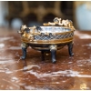 Paire de petites coupes en bronze doré, argenté et patiné dans le goût de Lievre