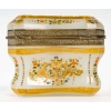 Rare coffre en opaline blanche émaillé (1840-1860) | Biron Rare coffre en opaline blanche émaillé (1840-1860)
