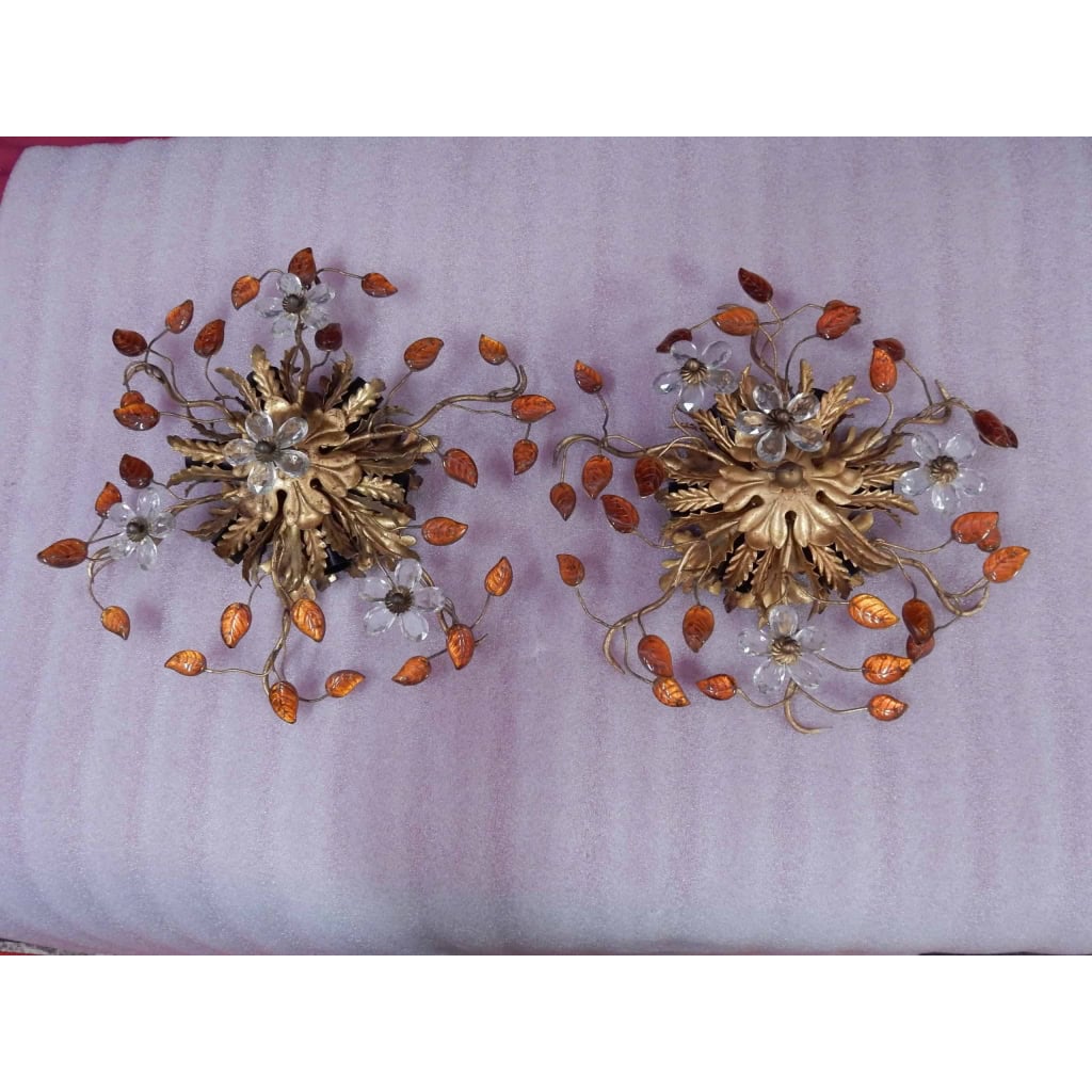 1970′ Paire de Plafonniers ou Appliques à Décor de Fleurs et Feuilles en Métal Doré Style Maison Baguès ou Banci | Biron ||||||||||