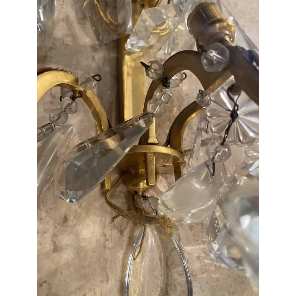 1950′ Lustre Maison Baguès Bronze Et Cristaux +Paire d’Appliques H 70 Ø 70 cm | Biron 1950′ Lustre Maison Baguès Bronze Et Cristaux +Paire d’Appliques H 70 Ø 70 cm