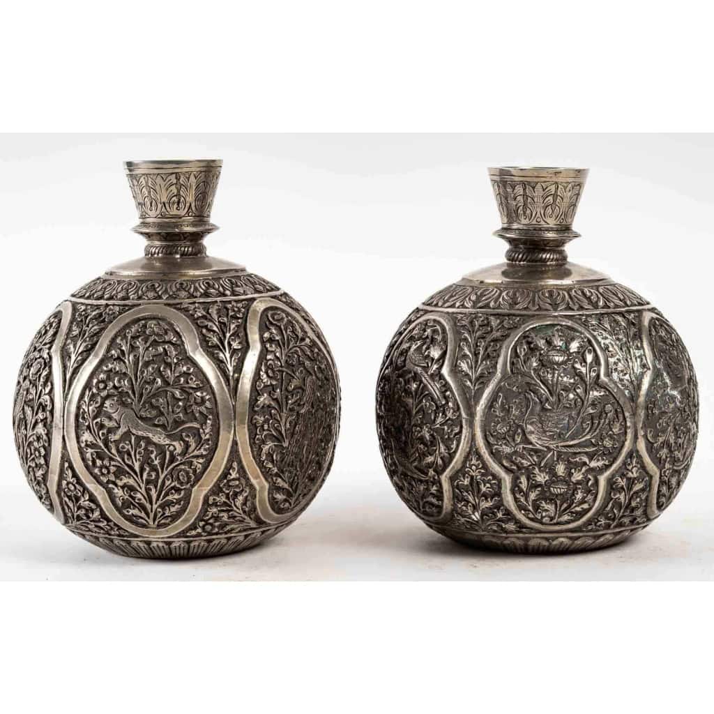 Paire de vases ronds en cuivre et argent, XIXème siècle | Biron Paire de vases ronds en cuivre et argent, XIXème siècle