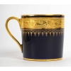 12 tasses couleurs à incrustations or, XIXème siècle | Biron 12 tasses couleurs à incrustations or, XIXème siècle