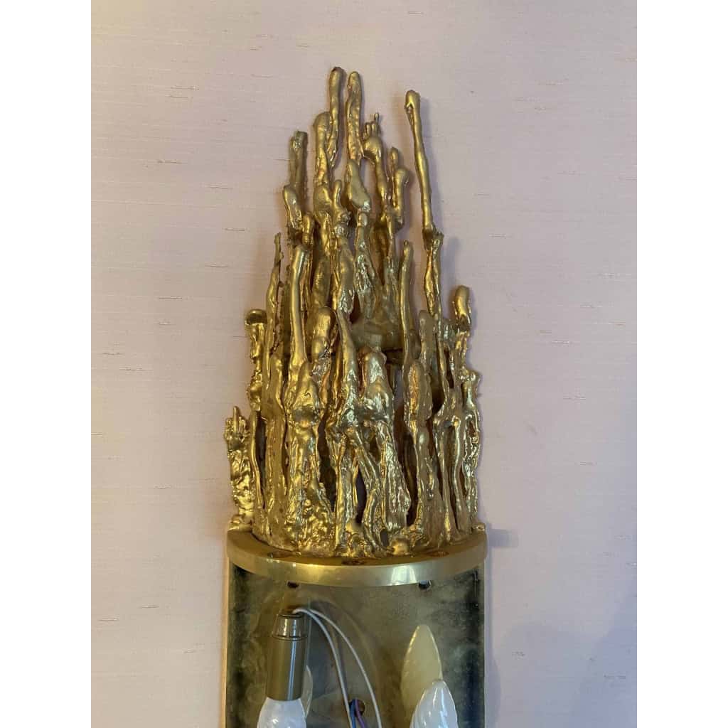 1970′ Paire D’Appliques En Bronze Doré Et Tubes En Verre Par Victor Boeltz Décor Stalagmites et Stalactites H103 cm | Biron 1970′ Paire D’Appliques En Bronze Doré Et Tubes En Verre Par Victor Boeltz Décor Stalagmites et Stalactites H103 cm