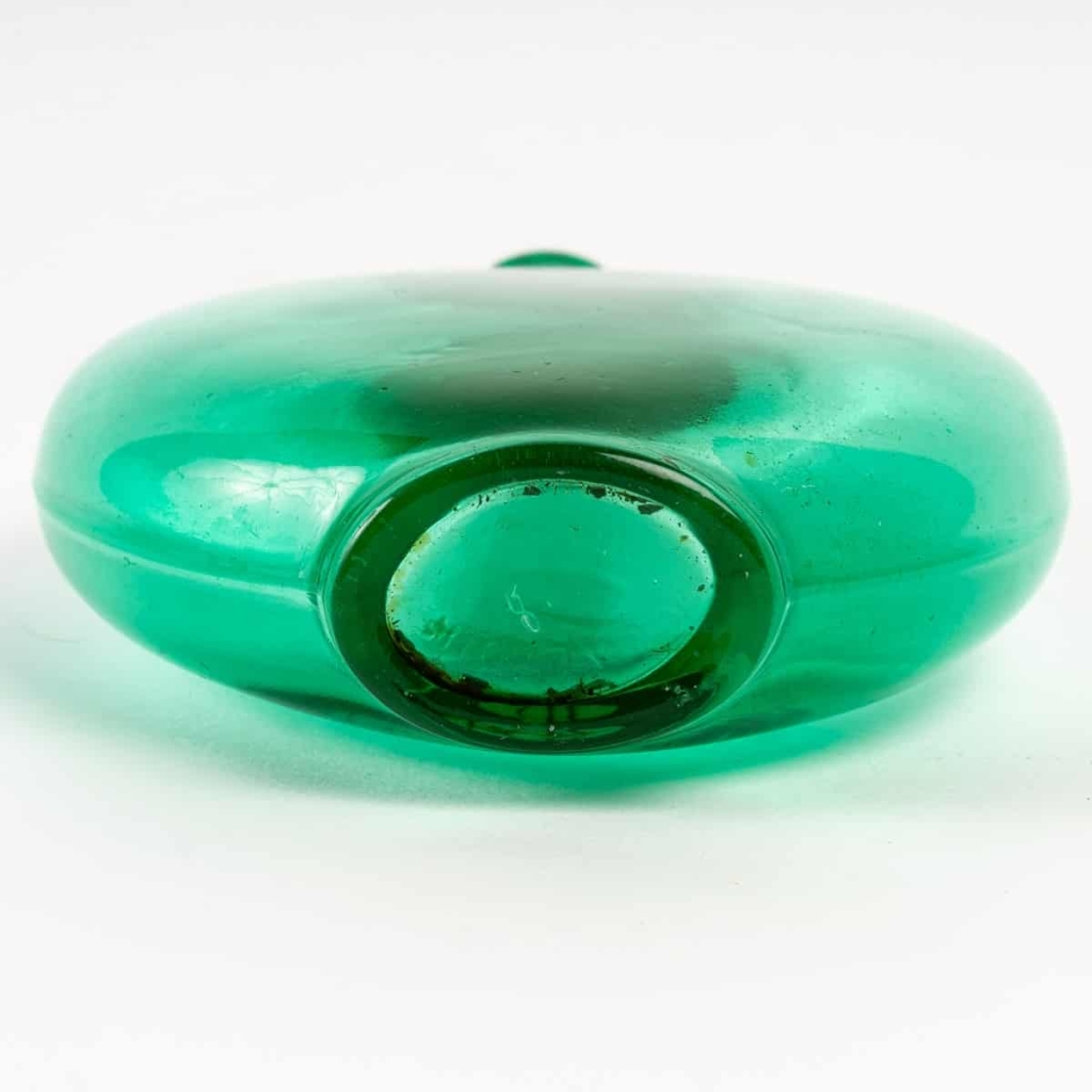 Flacon « Sans Adieu » Verre Vert Emeraude de René LALIQUE pour Worth. | Biron Flacon « Sans Adieu » Verre Vert Emeraude de René LALIQUE pour Worth.