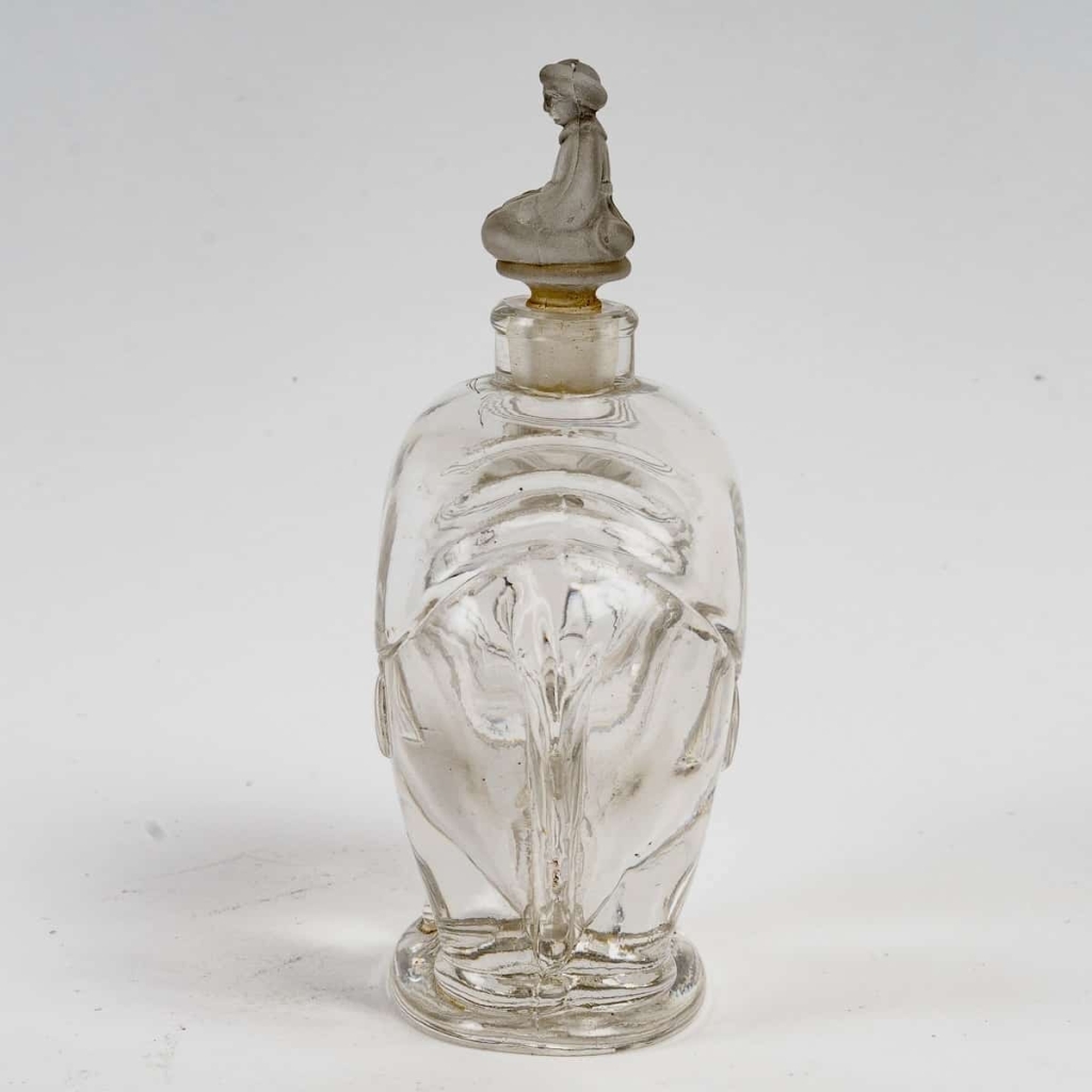 Flacon « Kismet » Cristal de BACCARAT par Georges Chevalier pour Lubin. | Biron Flacon « Kismet » Cristal de BACCARAT par Georges Chevalier pour Lubin.
