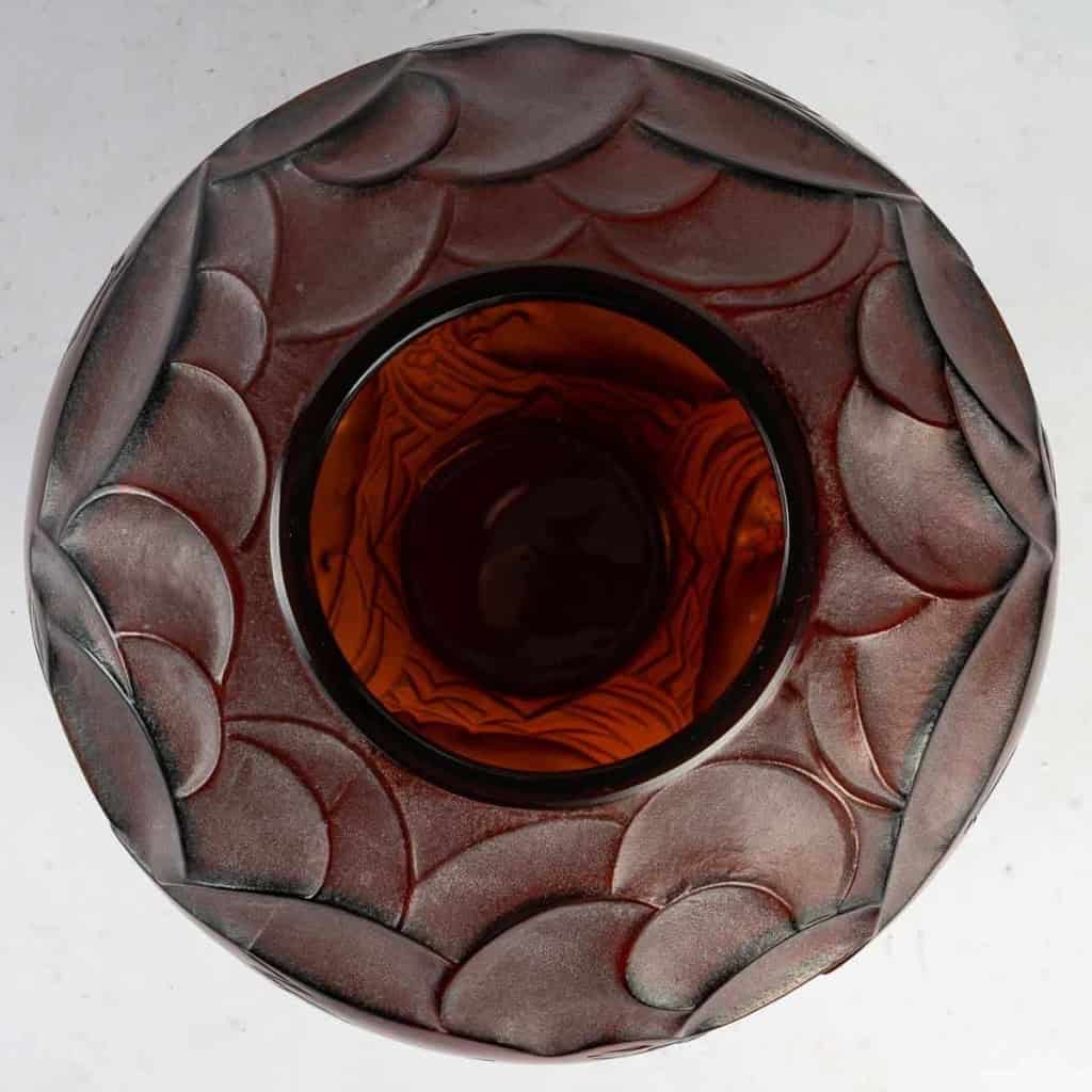 Vase « Courlis » Verre Ambre de René LALIQUE | Biron Vase "Courlis" Verre Ambre de René LALIQUE