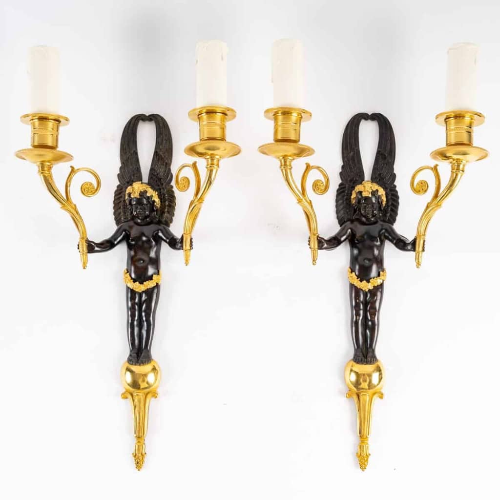 Paire d’appliques de style 1er Empire d’époque Napoléon III (1852 – 1870). | Biron ||