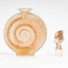 Flacon « Le Succès » Verre Blanc Patiné Sépia de René LALIQUE pour D’Orsay. | Biron Flacon « Le Succès » Verre Blanc Patiné Sépia de René LALIQUE pour D'Orsay.