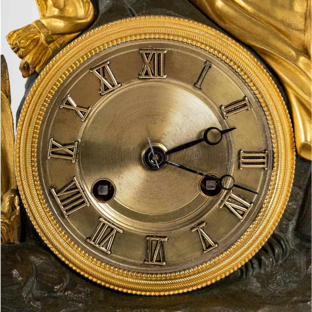 Pendule en bronze doré et patiné d’époque Napoléon III, XIXème siècle | Biron Pendule en bronze doré et patiné d'époque Napoléon III, XIXème siècle