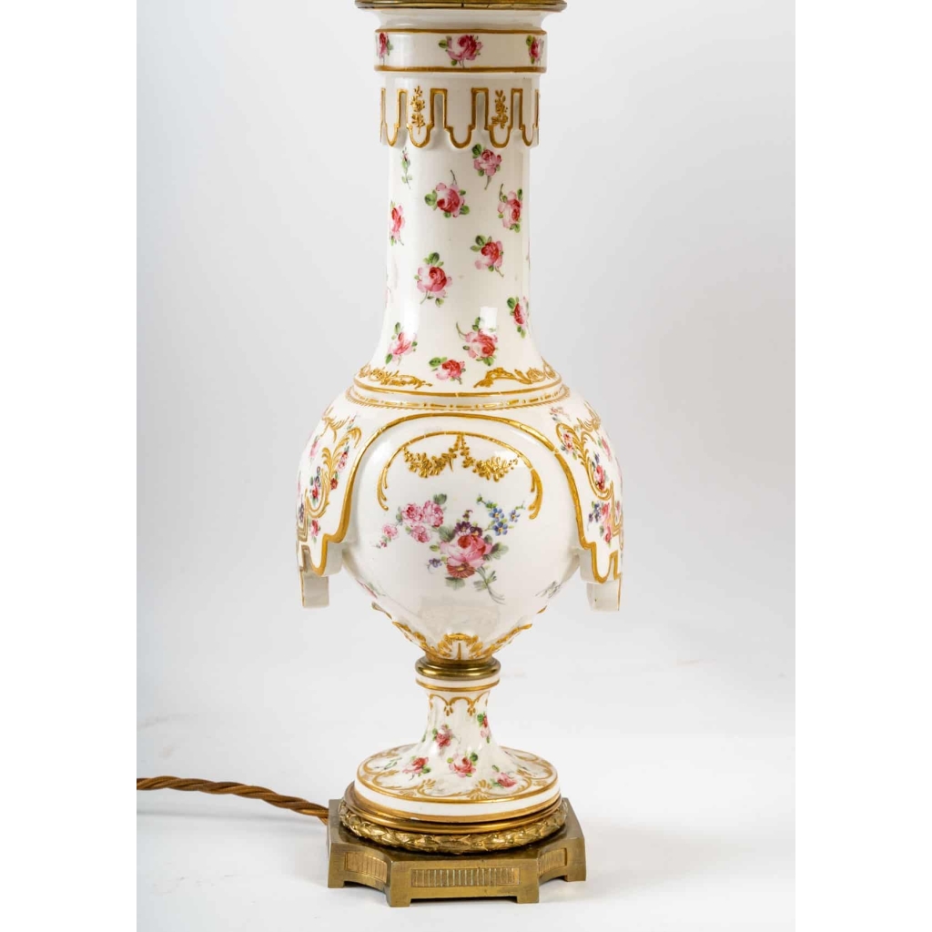 Paire de lampes en porcelaine XIXème | Biron Paire de lampes en porcelaine XIXème