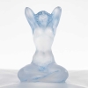 Boîte « Sultane » Verre Blanc Patiné Bleu de René LALIQUE | Biron Boîte "Sultane" Verre Blanc Patiné Bleu de René LALIQUE