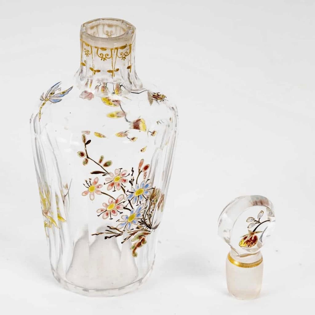 Flacon Verre Blanc Emaillé d’Emile Gallé | Biron Flacon Verre Blanc Emaillé d'Emile Gallé