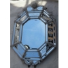 1950′ Miroir Style Véronèse Octogonal Parecloses avec Couronne Haute et Basse | Biron |||||||||