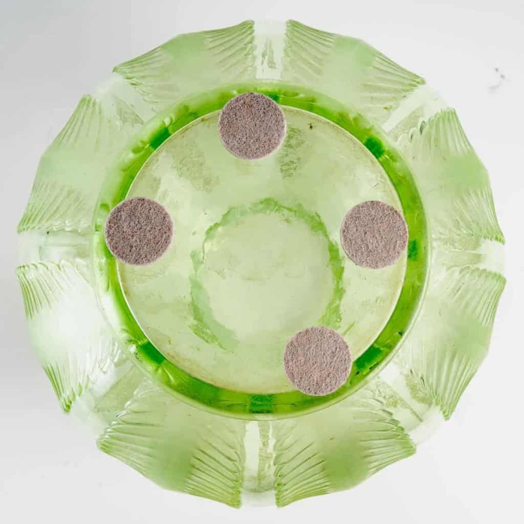 Vase "Biskra" Verre Vert Clair Patiné Gris de René LALIQUE